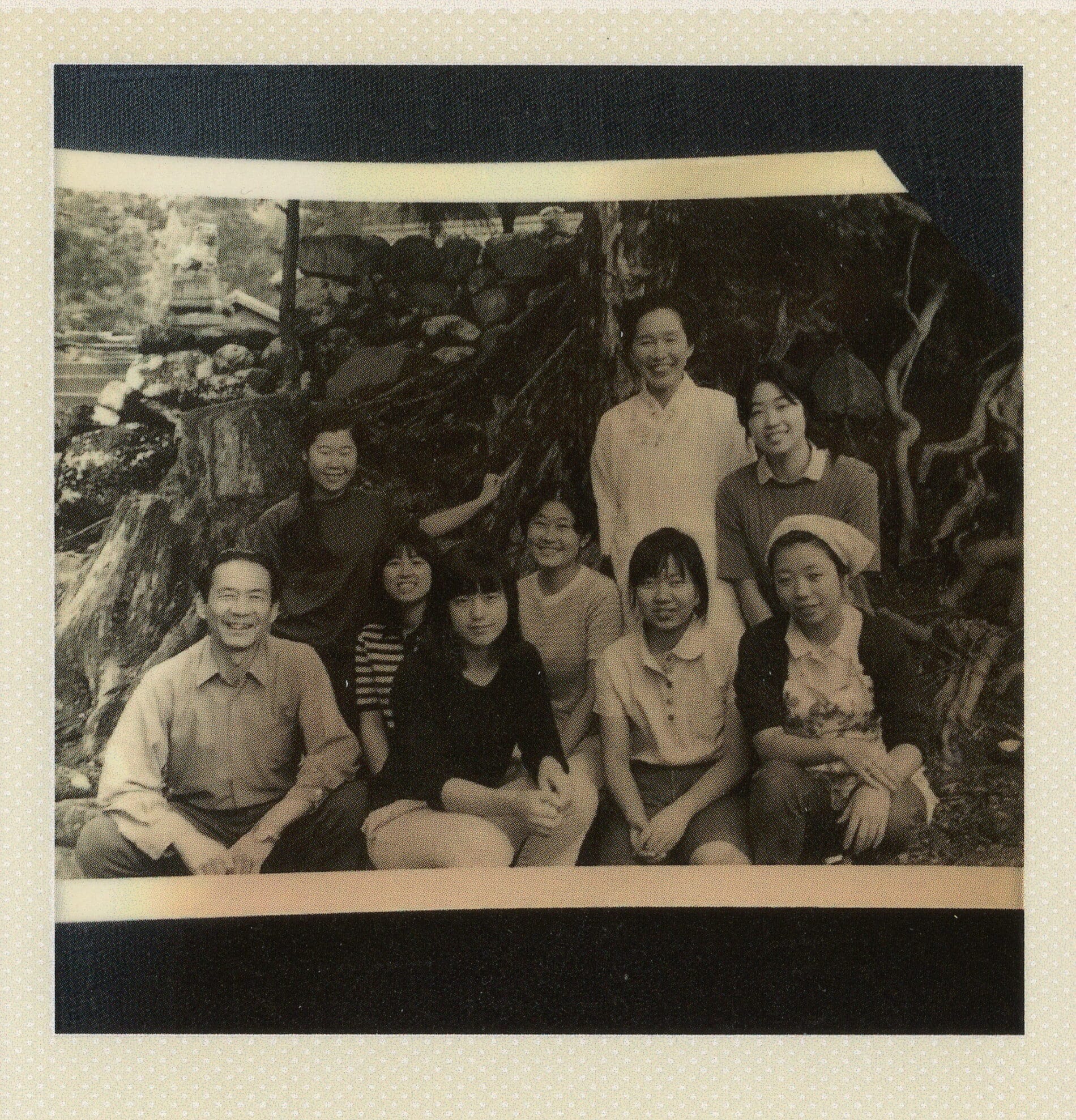 Rikizo, his wife Tokiko and the apprentices